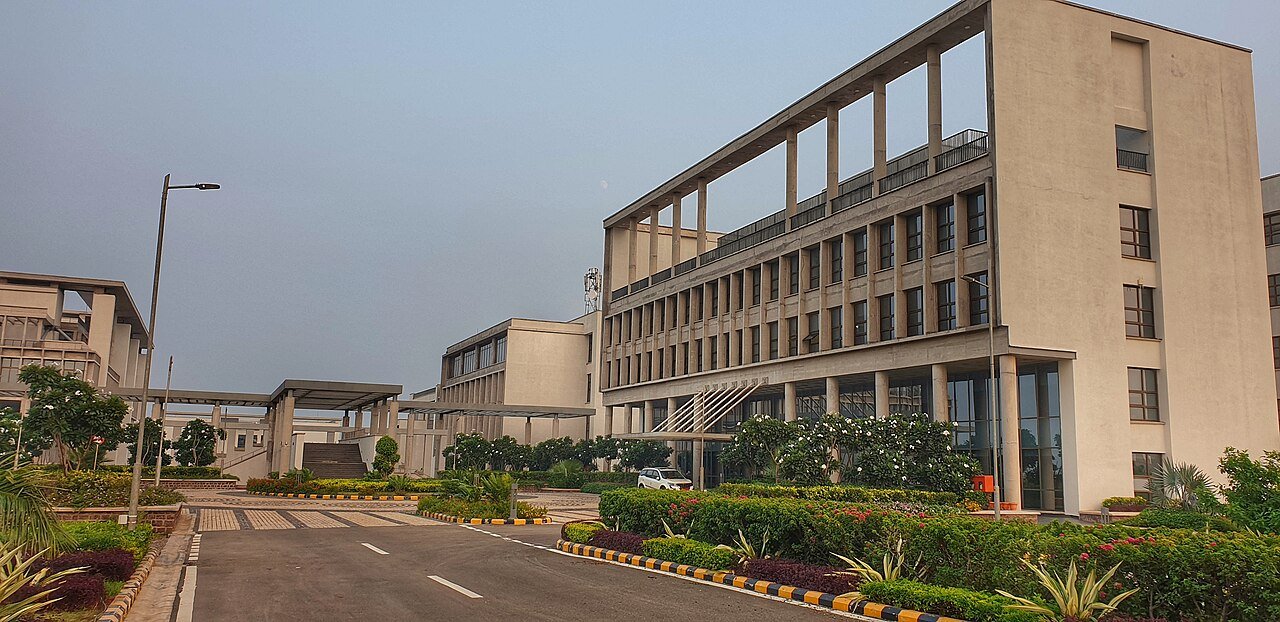 CAT 2026 exam date — Indian Institute of Management campus building