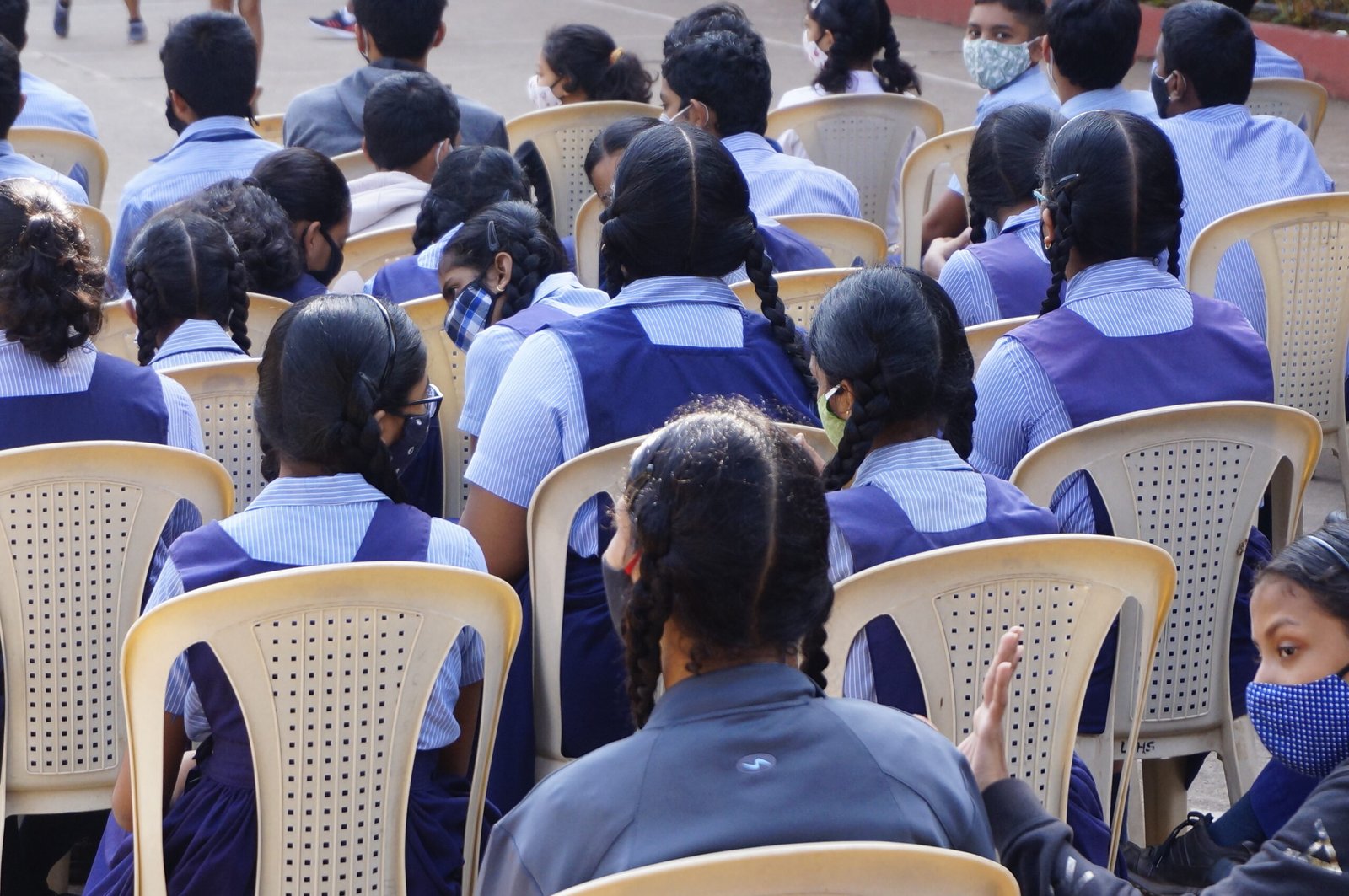 Goa ke school ke students — 10th ke baad kya karein career guide