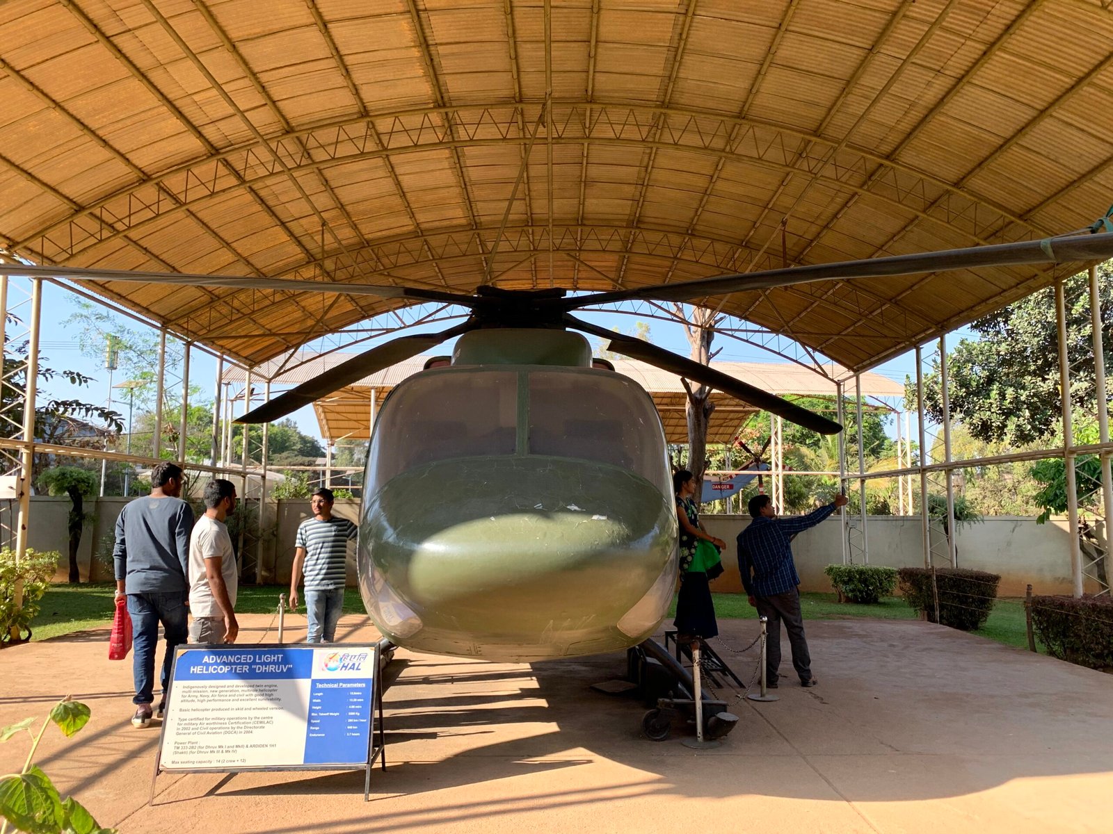 Bengaluru ke HAL museum me rakha Dhruv Advanced Light Helicopter