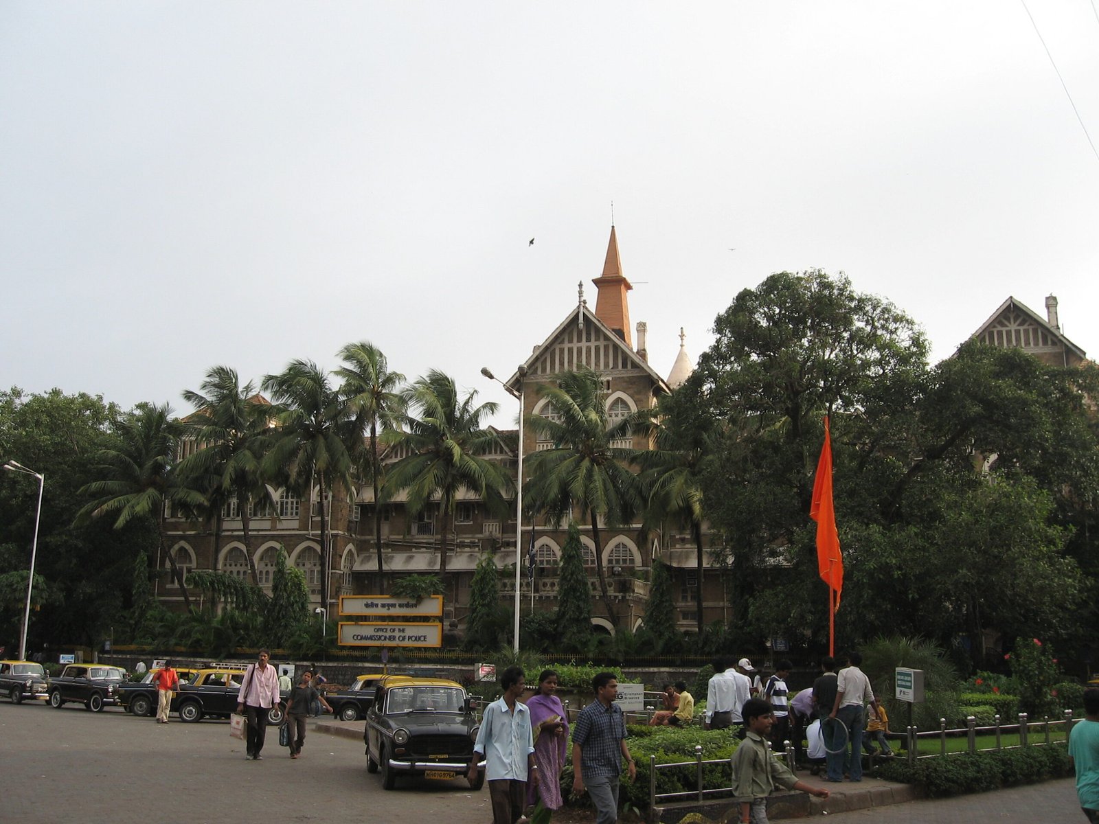 Mumbai Police Commissioner ka heritage office building, representative tasveer
