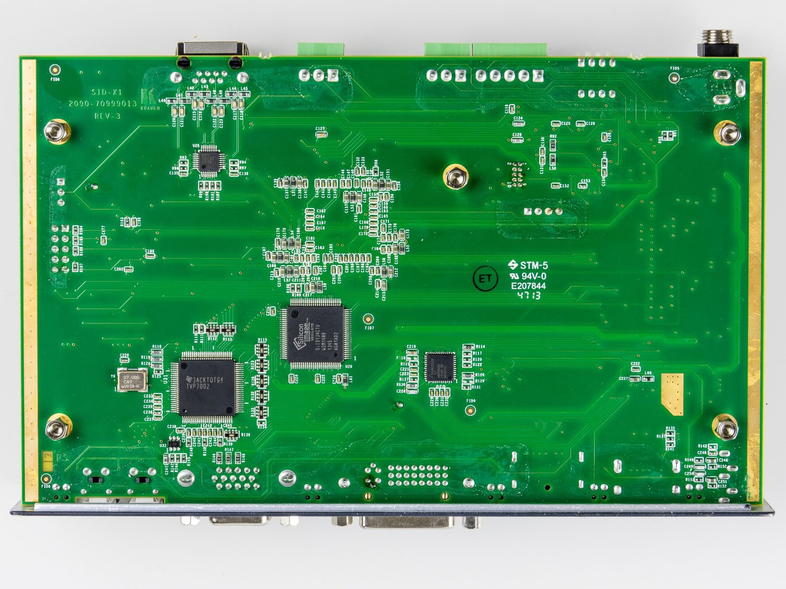 BEL Project Engineer Bharti 2026 — electronics circuit board close-up (pratinidhi tasveer)
