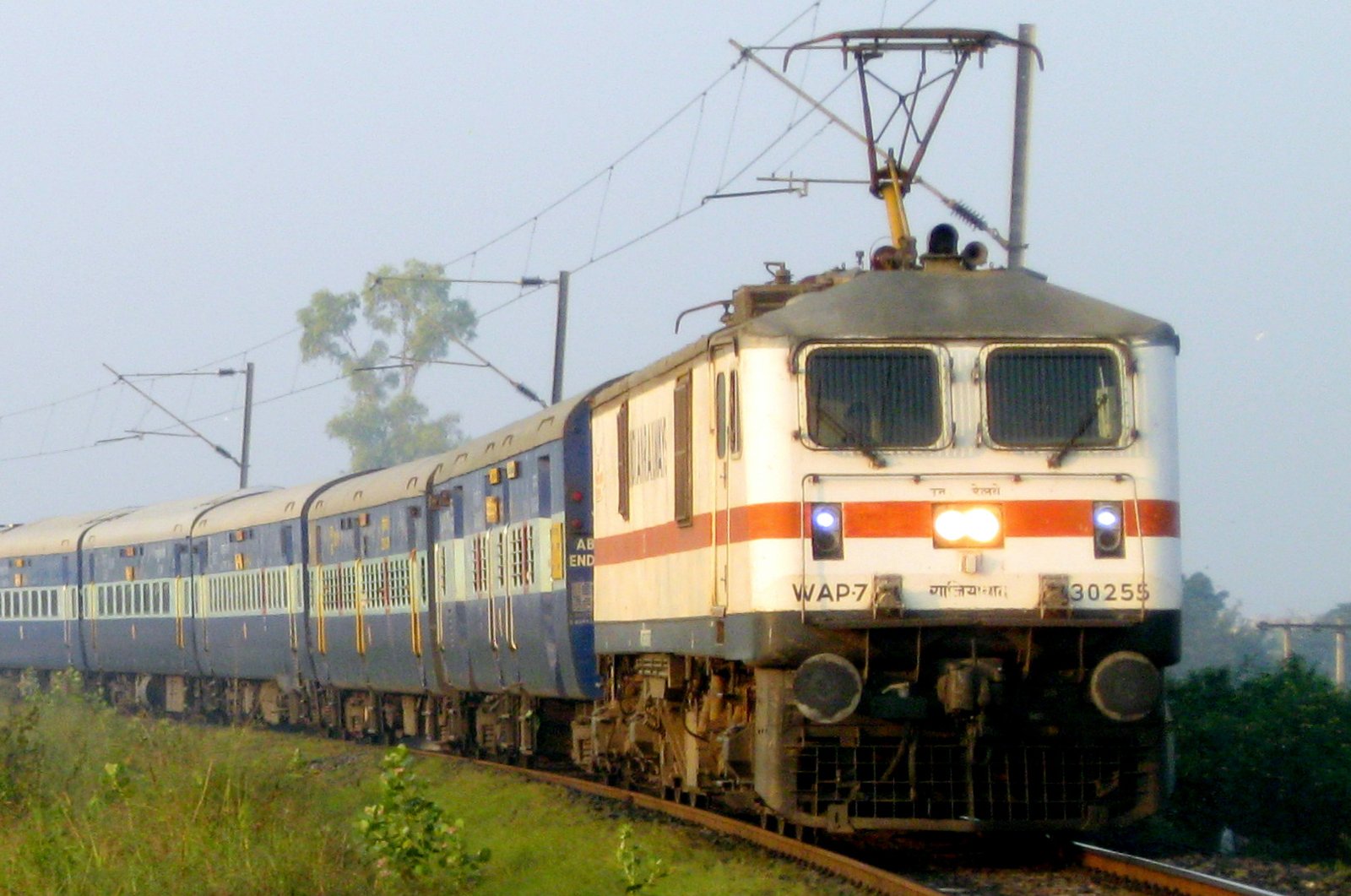 RRB ALP Application Status 2026 check karne ki pratinidhi tasveer